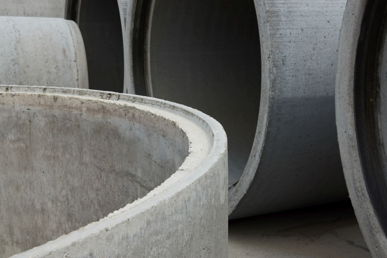 Do jakich celów wykorzystuje się zbiorniki betonowe?