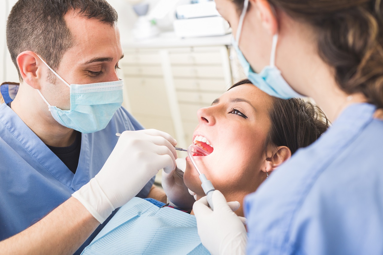 Zabiegi medycyny estetycznej, które wykonuje się w stomatologii